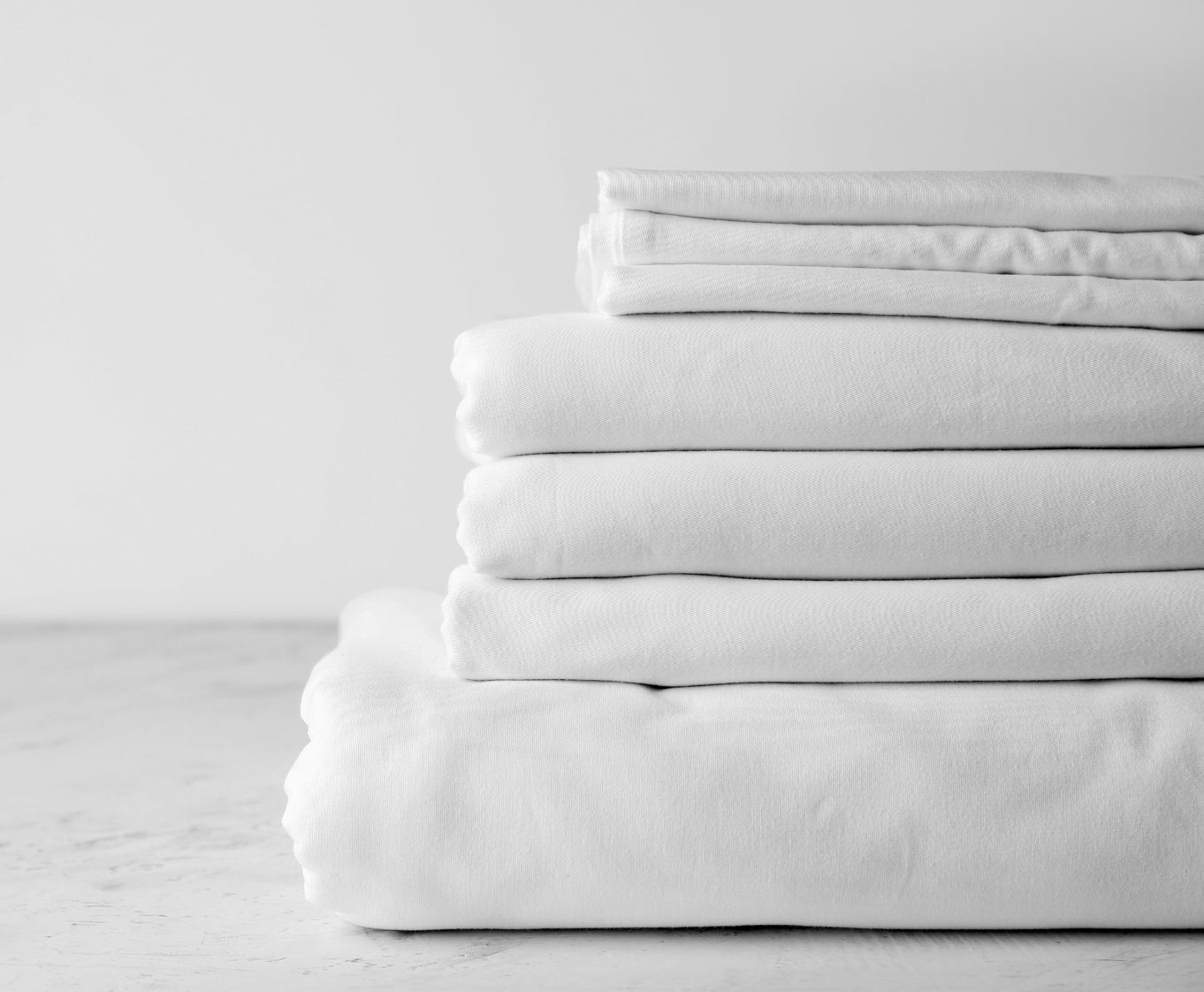 Flat Sheet 170 x 280 TC 300 Cotton 100 % ( Plain / Stripes / Square )